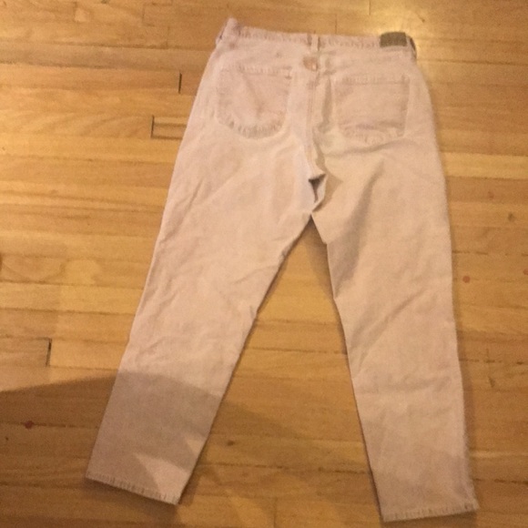 Light pink American eagle jeans size 10 washed to shrink size 6. - Picture 14 of 16